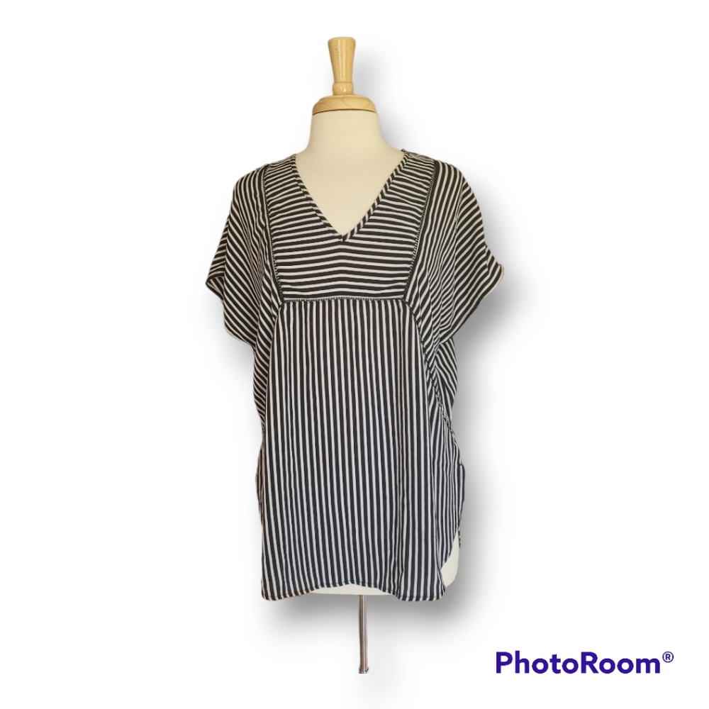 Xhilaration Stiped Swimsuit Cover Up. Size Small